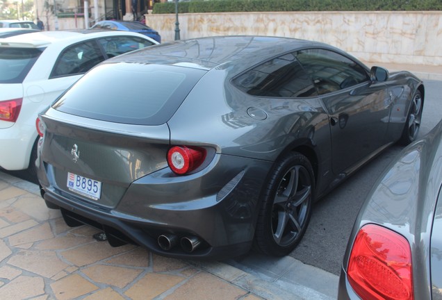 Ferrari FF