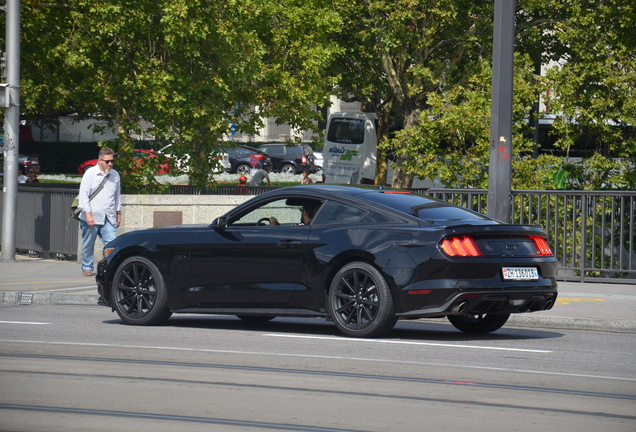 Ford Mustang GT 2015