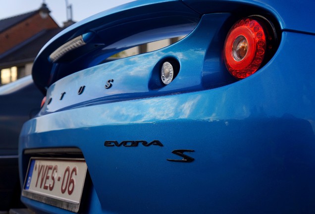 Lotus Evora S Sports Racer