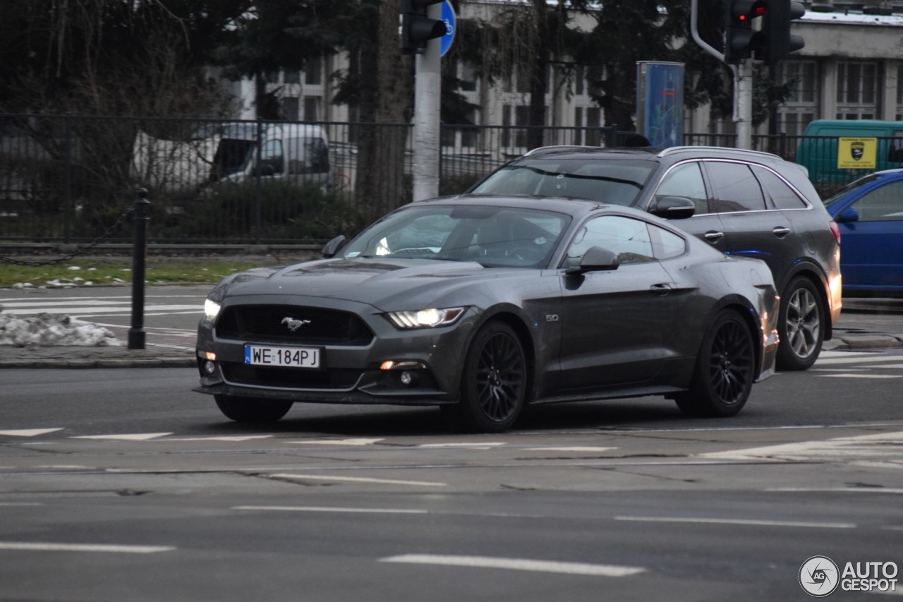 Ford Mustang GT 2015