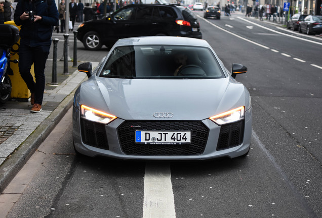 Audi R8 V10 Plus 2015