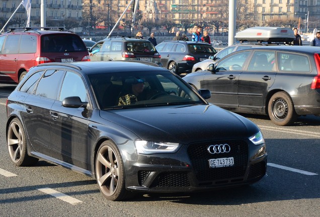 Audi RS4 Avant B8