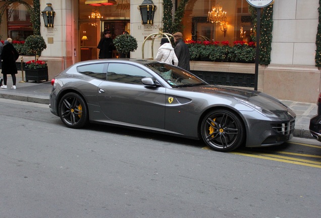 Ferrari FF