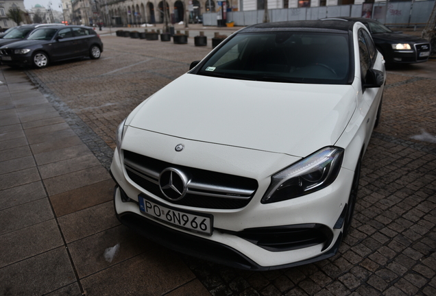 Mercedes-AMG A 45 W176 2015