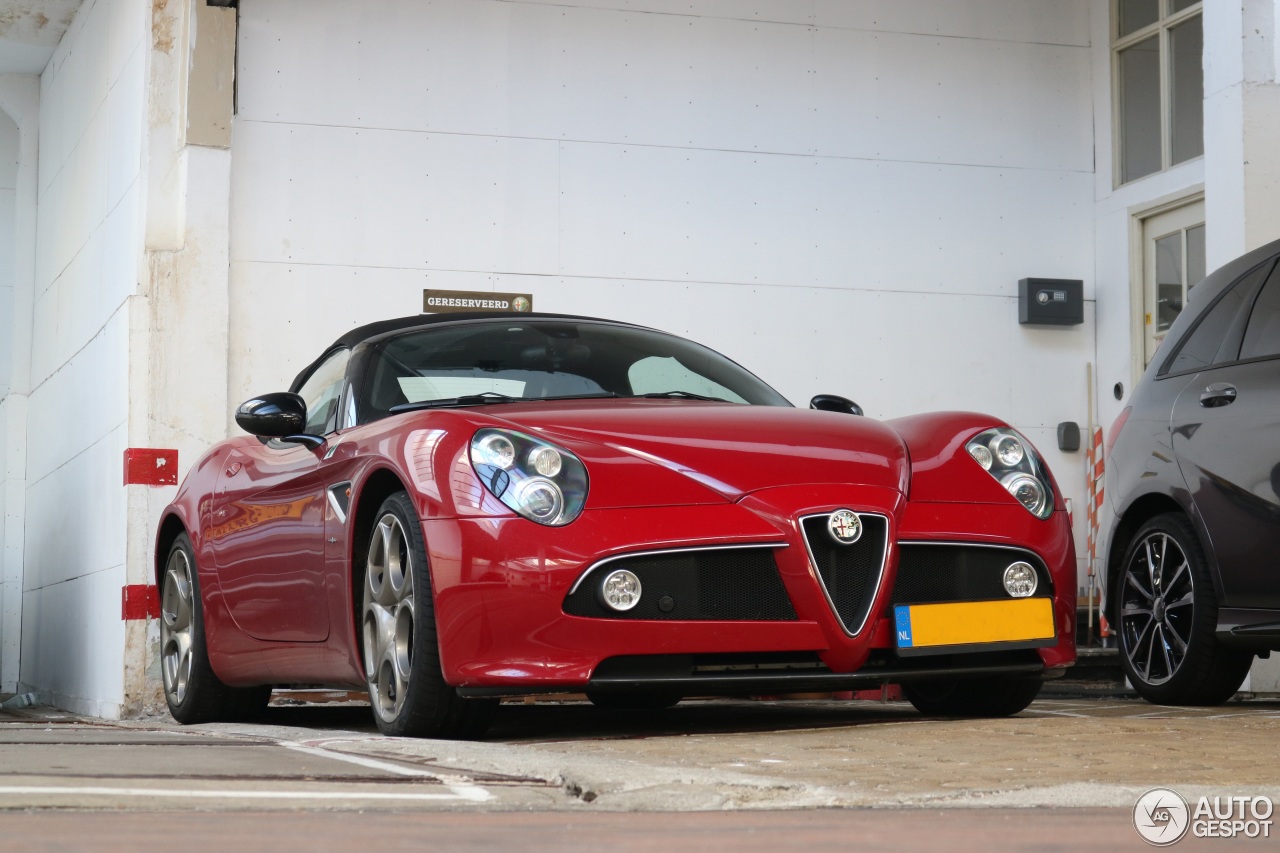 Alfa Romeo 8C Spider