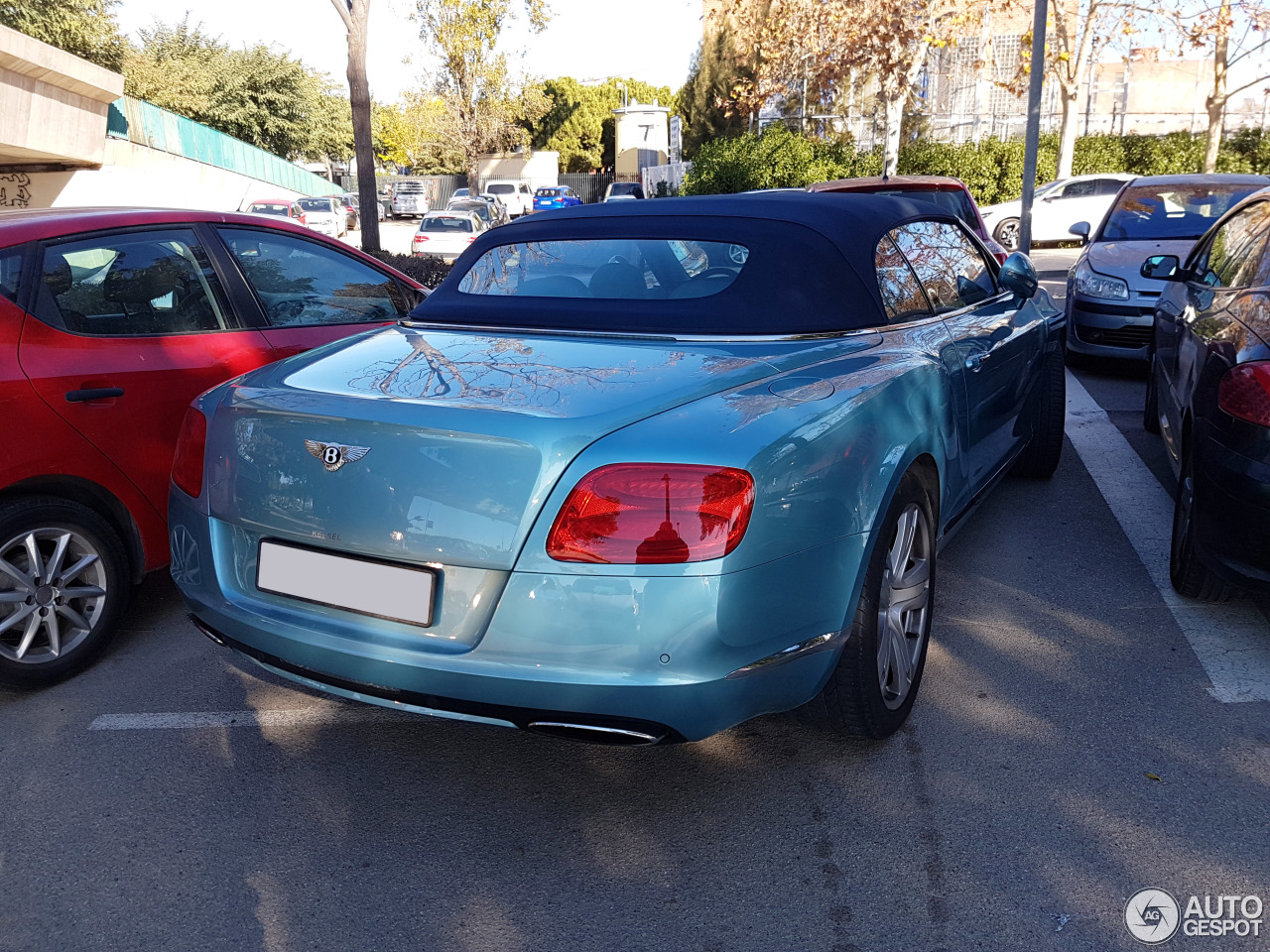 Bentley Continental GTC 2012