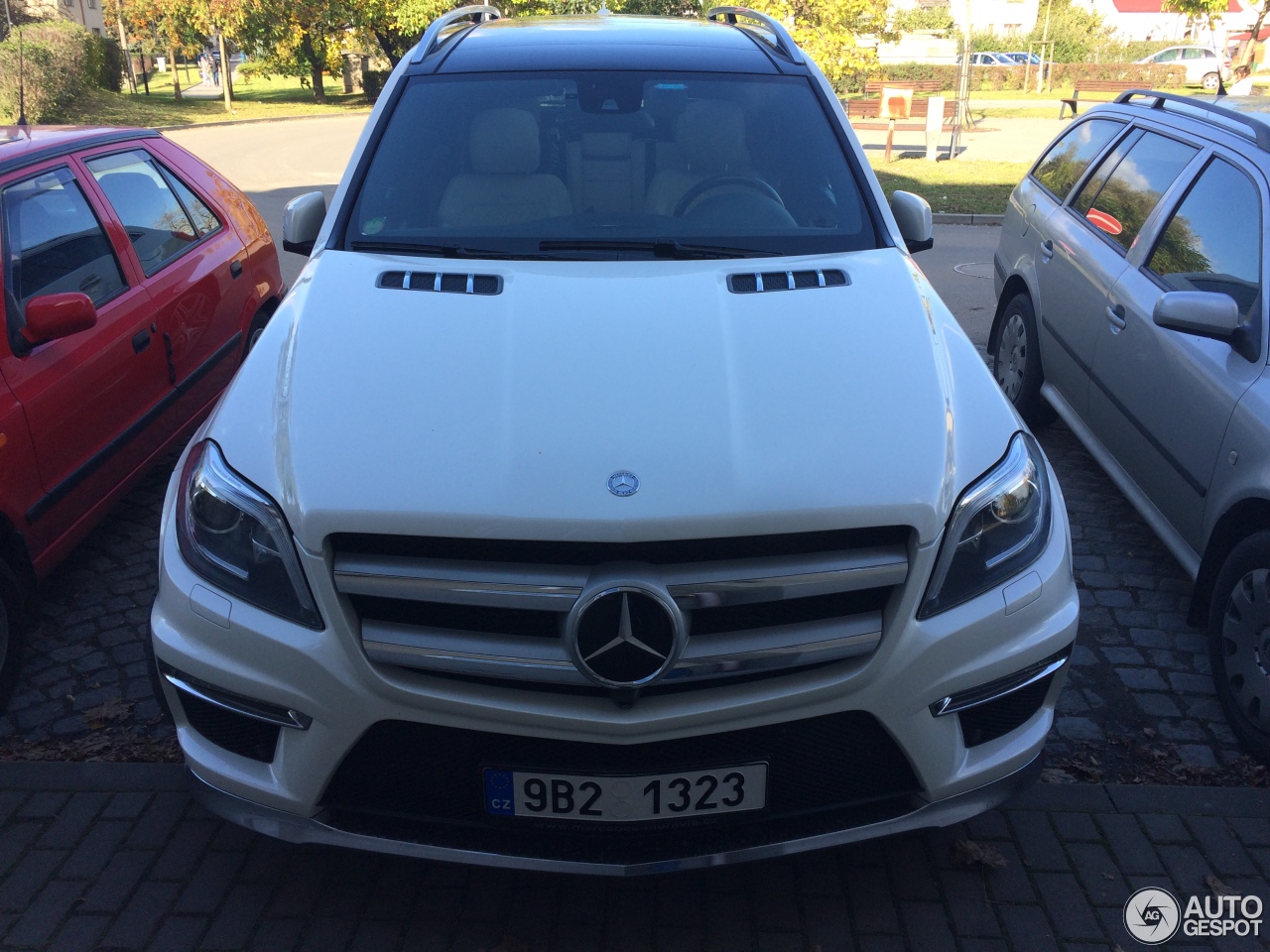 Mercedes-Benz GL 63 AMG X166