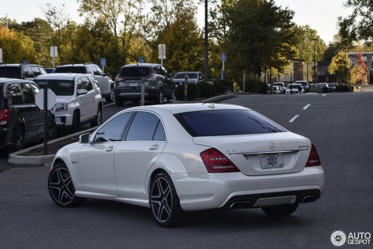 Mercedes-Benz S 63 AMG W221 2011