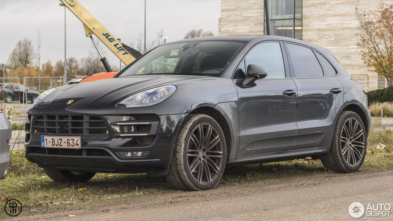 Porsche 95B Macan Turbo