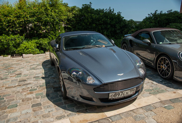 Aston Martin DB9 Volante