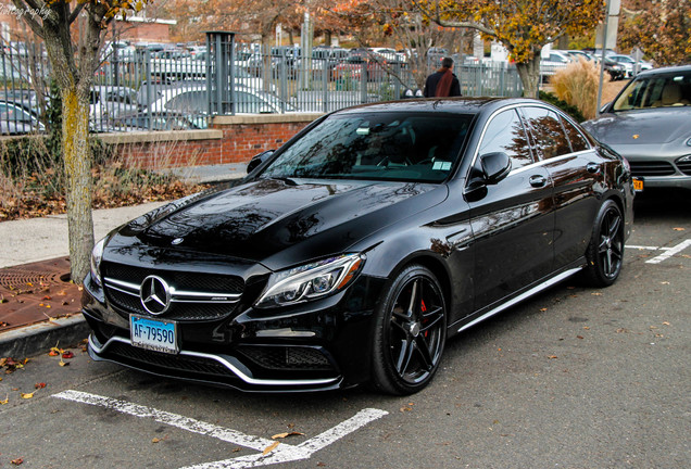 Mercedes-AMG C 63 S W205