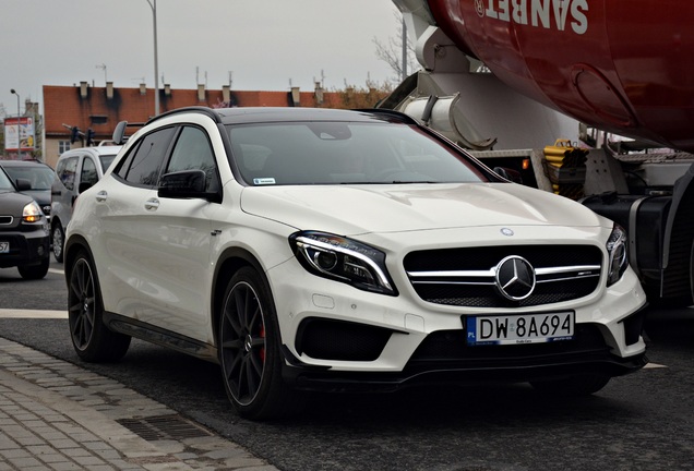 Mercedes-AMG GLA 45 X156