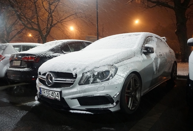 Mercedes-Benz A 45 AMG