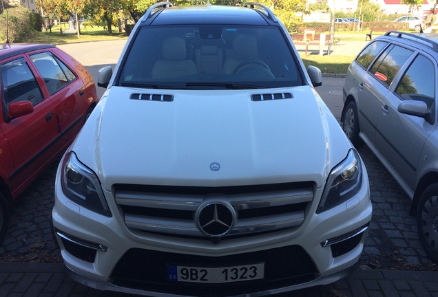 Mercedes-Benz GL 63 AMG X166