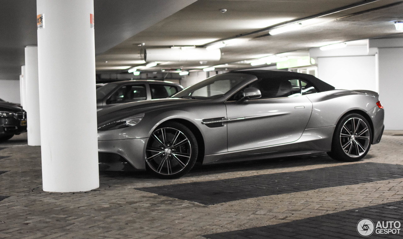 Aston Martin Vanquish Volante