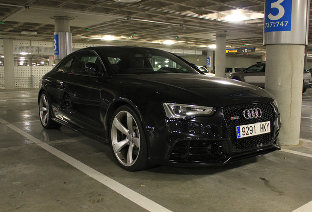 Audi RS5 B8 2012