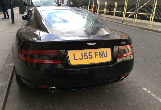 Aston Martin DB9