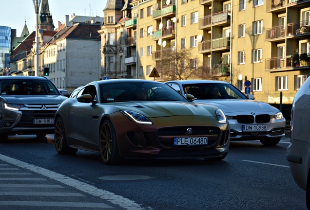 Jaguar F-TYPE R AWD Coupé