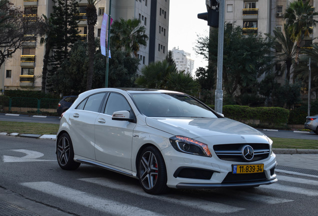 Mercedes-Benz A 45 AMG