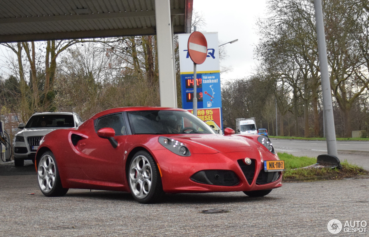 Alfa Romeo 4C Coupé