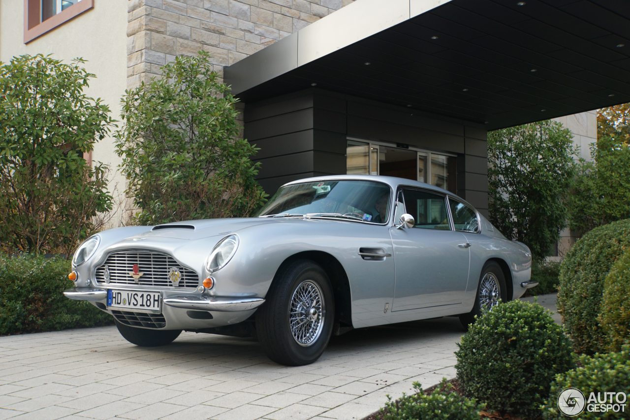 Aston Martin DB6 MKI