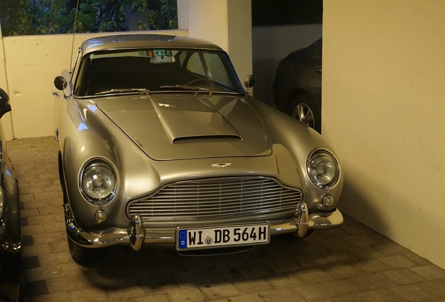 Aston Martin DB5