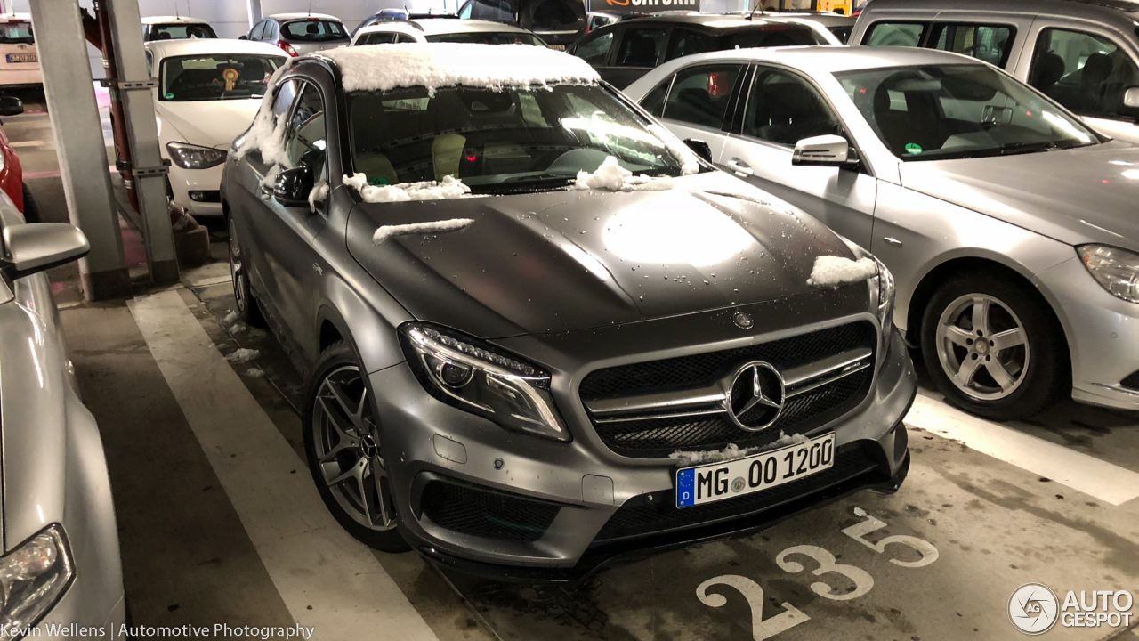 Mercedes-AMG GLA 45 X156