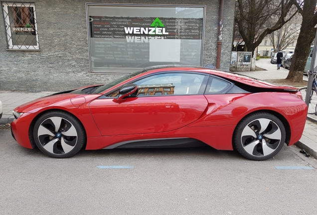 BMW i8 Protonic Red Edition