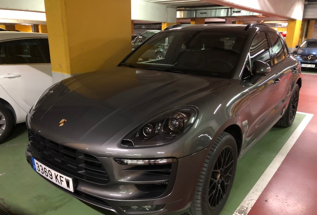 Porsche 95B Macan GTS