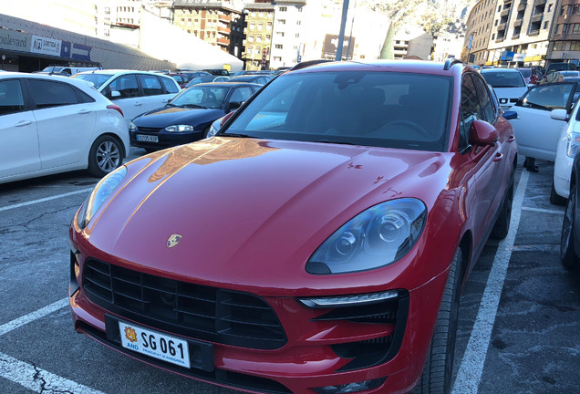 Porsche 95B Macan GTS