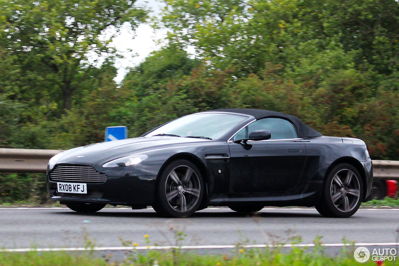 Aston Martin V8 Vantage N400 Roadster