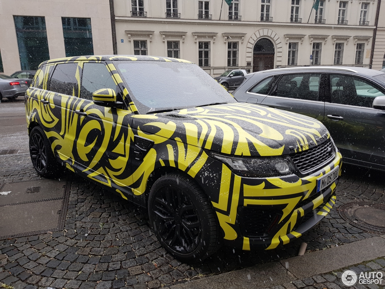 Land Rover Range Rover Sport SVR