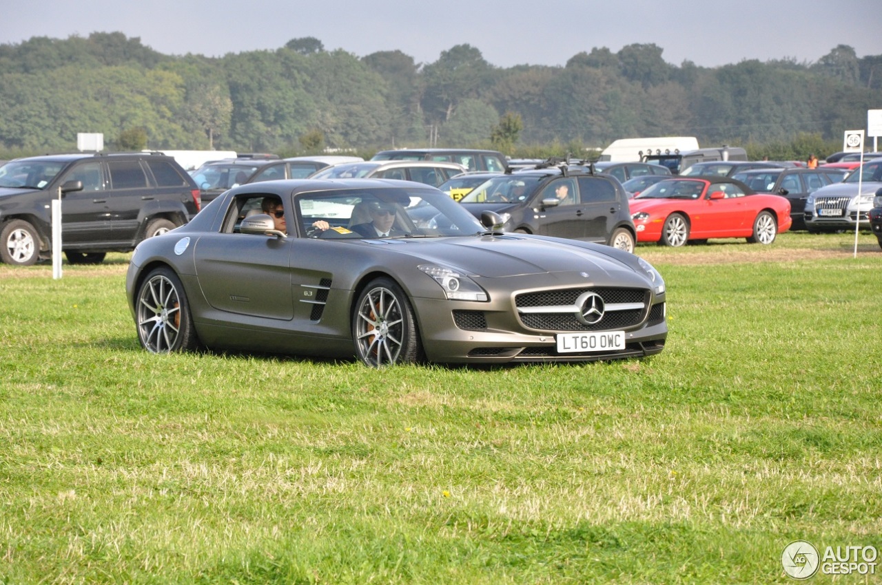 Mercedes-Benz SLS AMG