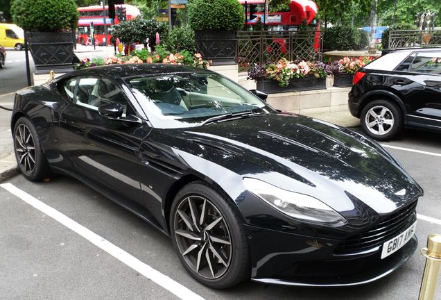 Aston Martin DB11 Launch Edition