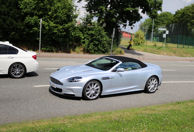 Aston Martin DBS Volante