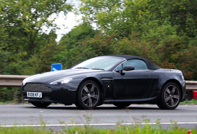 Aston Martin V8 Vantage N400 Roadster