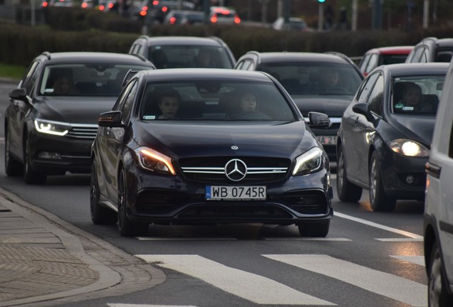 Mercedes-AMG A 45 W176 2015