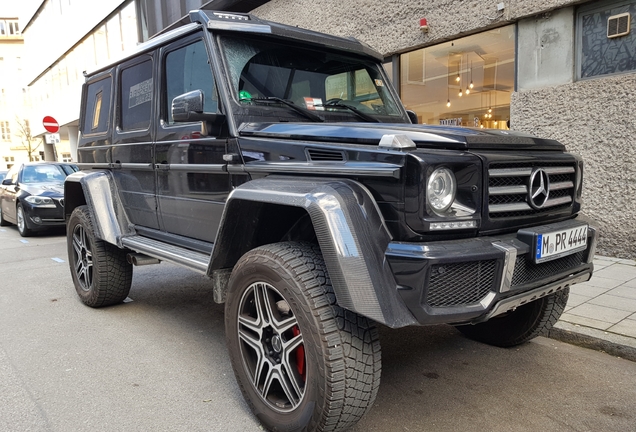 Mercedes-Benz G 500 4X4²