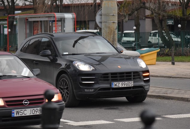 Porsche 95B Macan Turbo