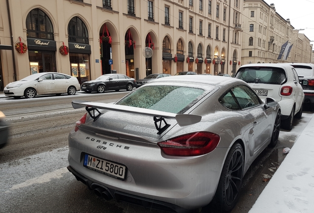 Porsche 981 Cayman GT4