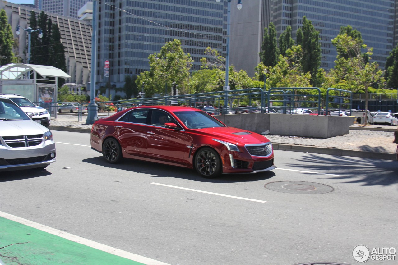 Cadillac CTS-V 2015