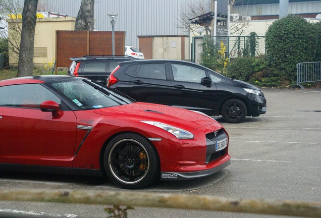 Nissan GT-R