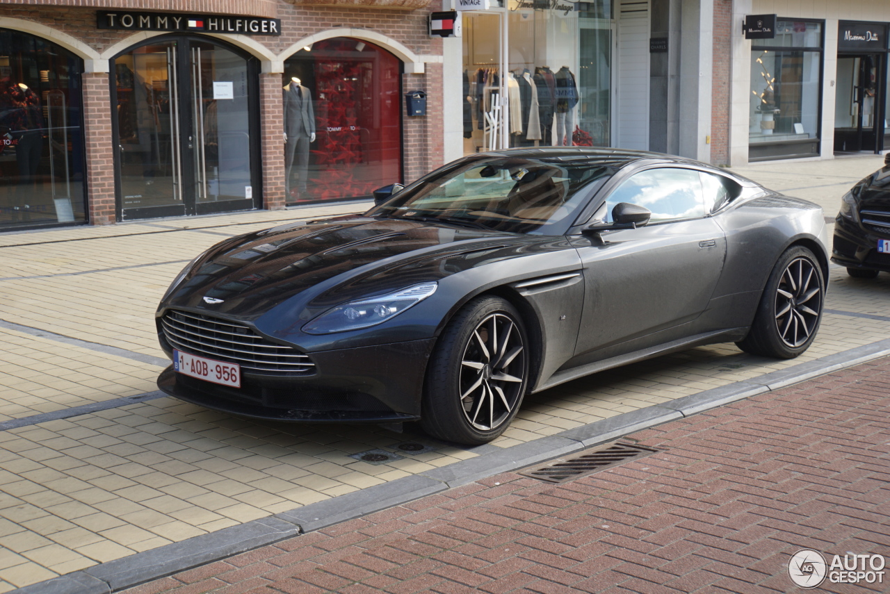 Aston Martin DB11