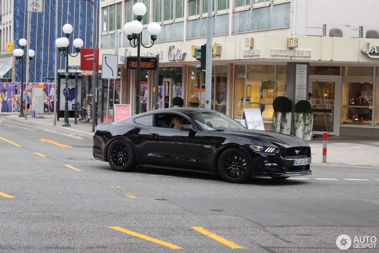 Ford Mustang GT 2015