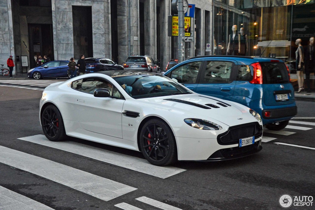 Aston Martin V12 Vantage S