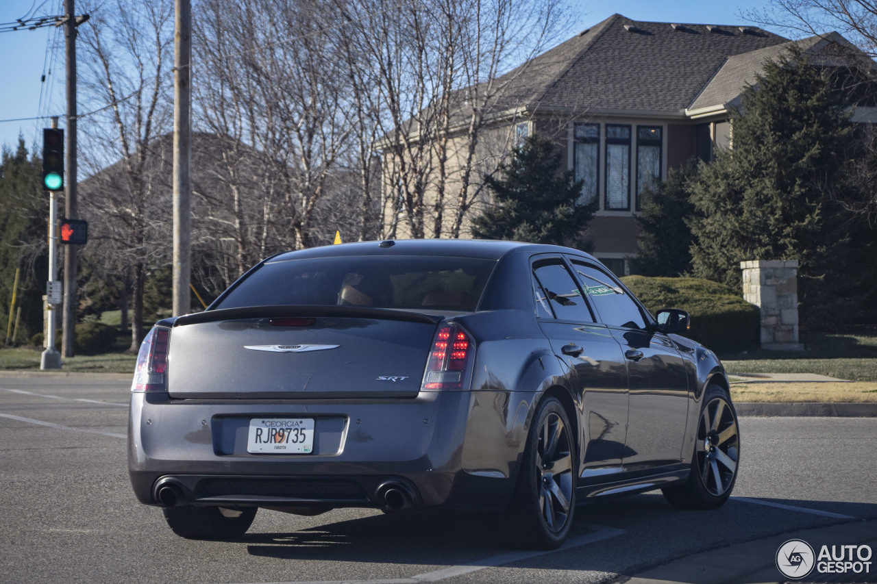 Chrysler 300C SRT8 2013