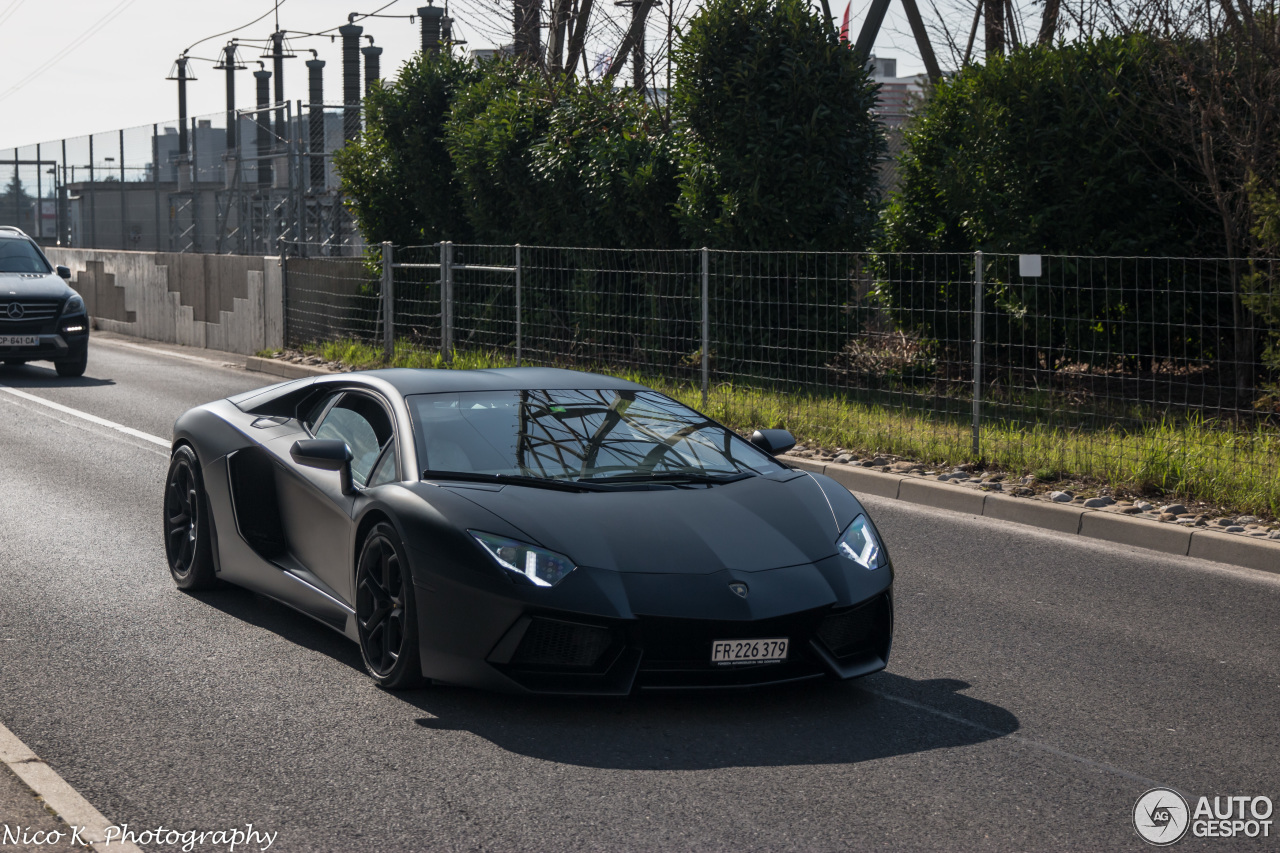 Lamborghini Aventador LP700-4