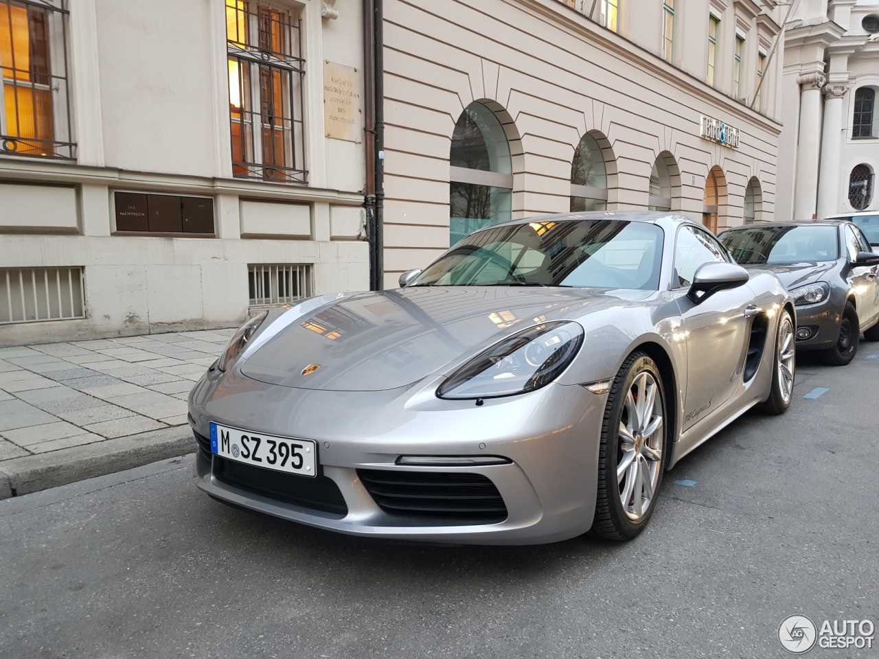 Porsche 718 Cayman S