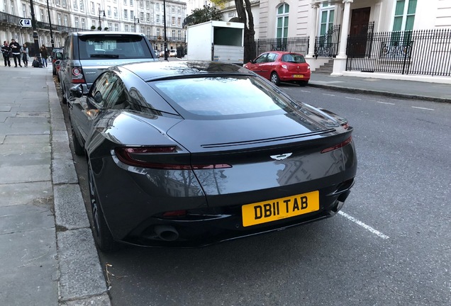 Aston Martin DB11