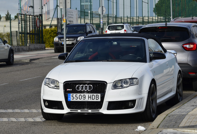 Audi RS4 Cabriolet